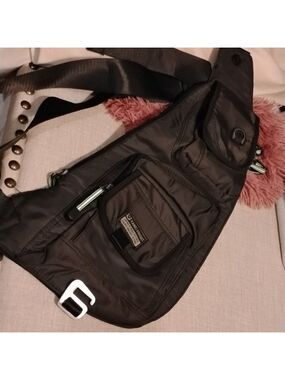 Kawel Knight Mens / Woman's Nylon Sling Bag Chest Bag. Large.